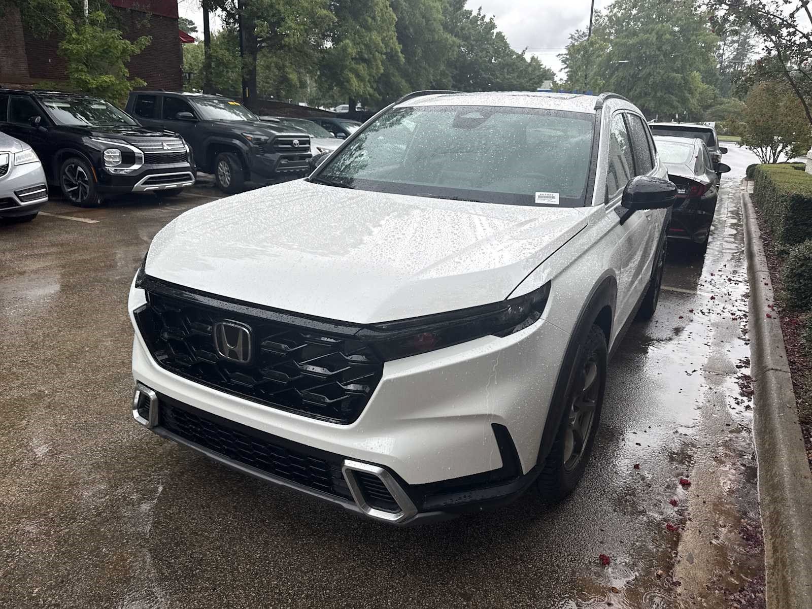 Used 2025 Honda CR-V Sport Touring image 37
