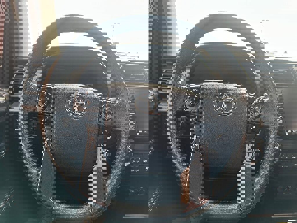 Used 2020 Toyota 4Runner Nightshade image 13