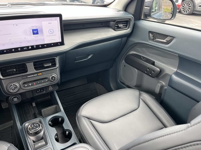 Used 2025 Ford Maverick Lariat w/ Black Appearance Package AWD/4WD image 17
