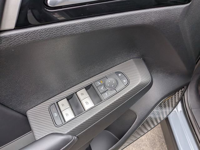 New 2026 Mitsubishi Outlander SE image 13