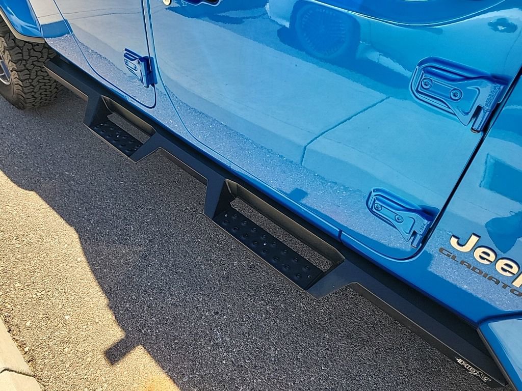 Used 2020 Jeep Gladiator Overland image 19