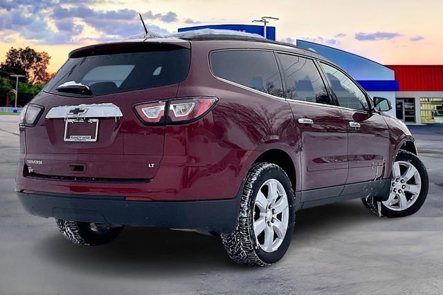 Used 2017 Chevrolet Traverse LT w/ Style and Technology Package image 13