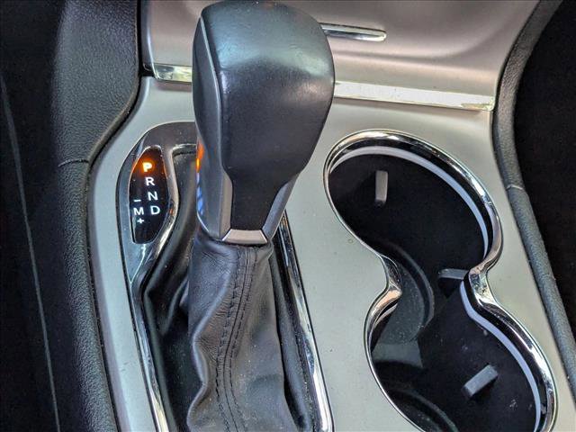 Used 2019 Jeep Grand Cherokee Limited image 7