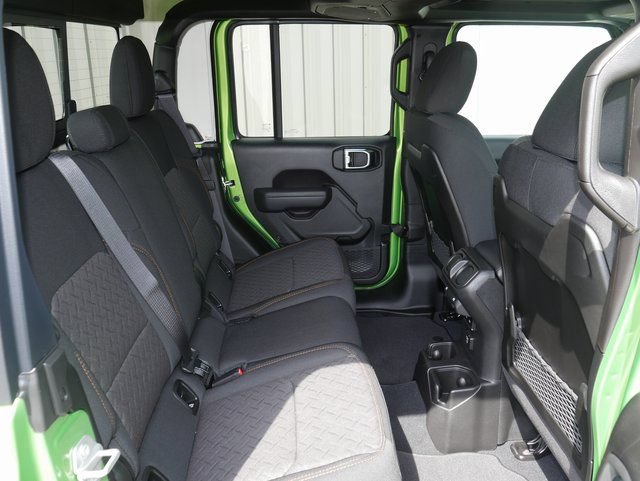 New 2025 Jeep Gladiator Mojave w/ Safety Group AWD/4WD image 20