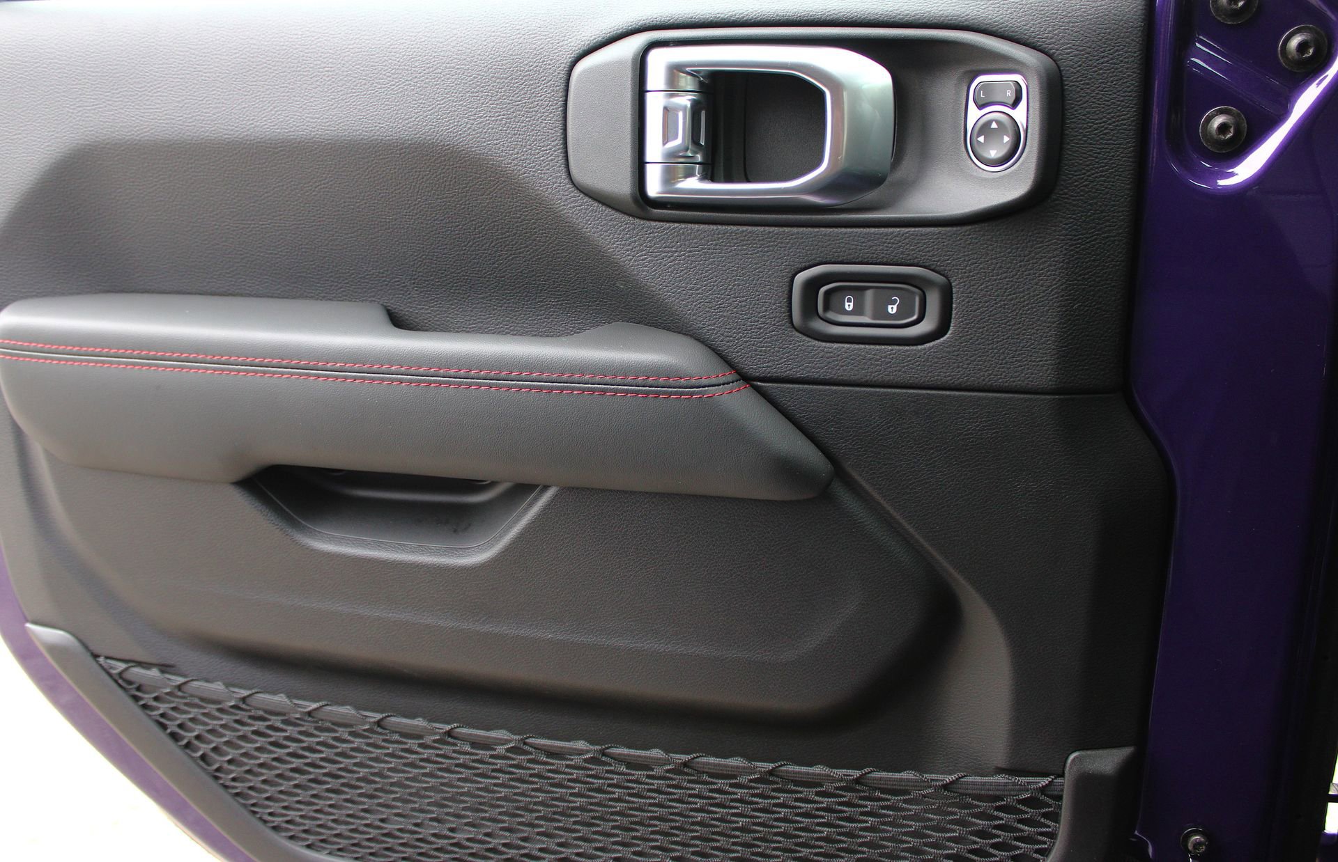 New 2026 Jeep Wrangler Unlimited Rubicon w/ Dual Top Group image 16