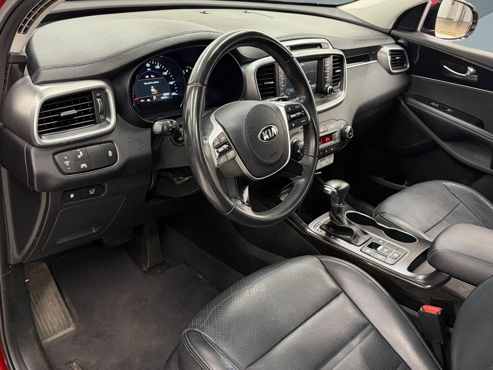 Used 2019 Kia Sorento EX AWD/4WD image 3