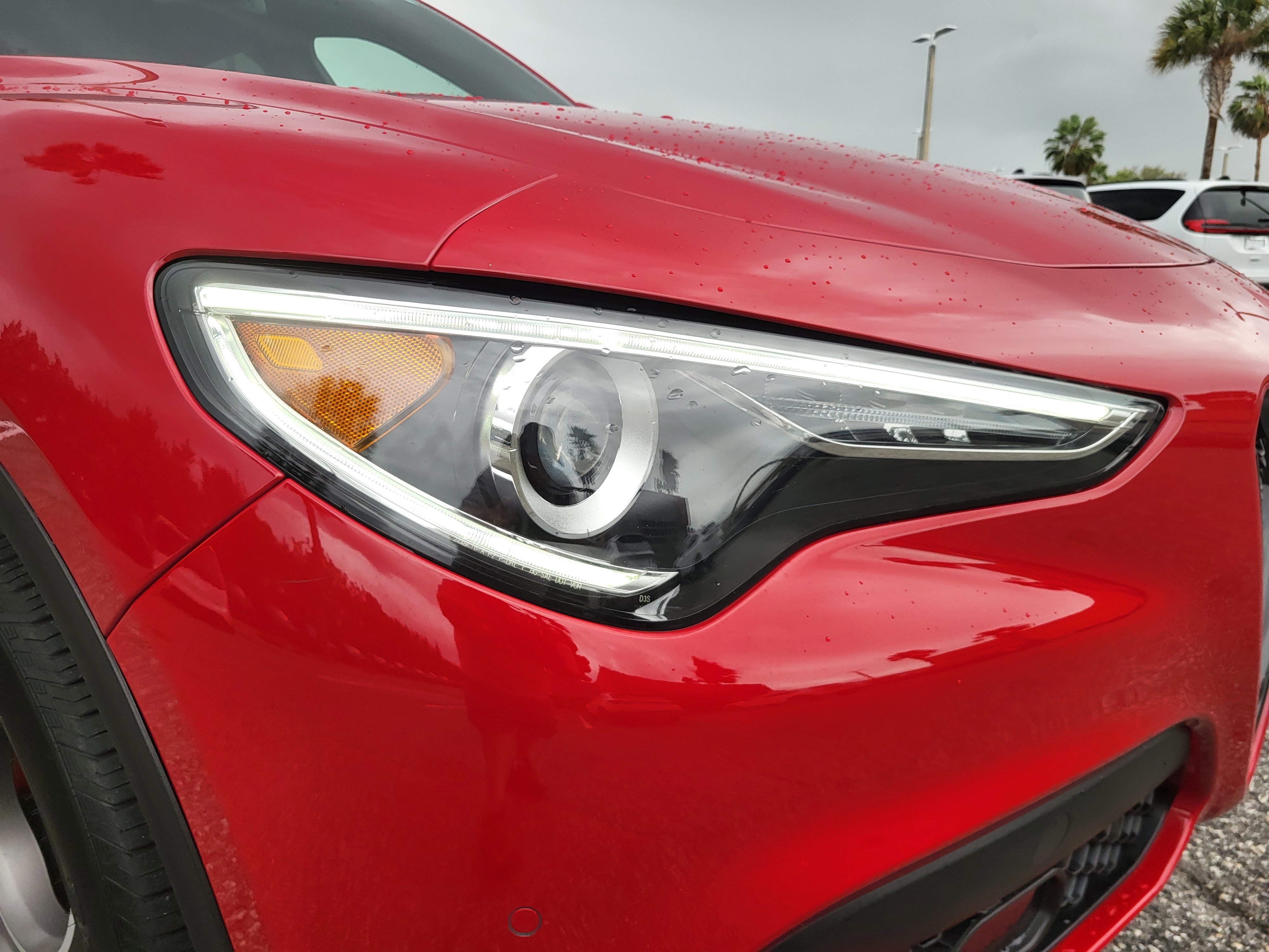 Used 2023 Alfa Romeo Stelvio Sprint image 12