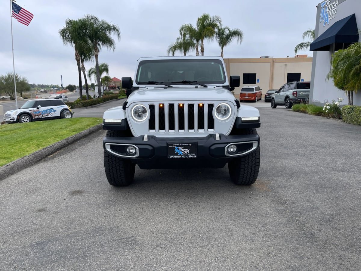 Used 2019 Jeep Wrangler Unlimited Sahara AWD/4WD image 2