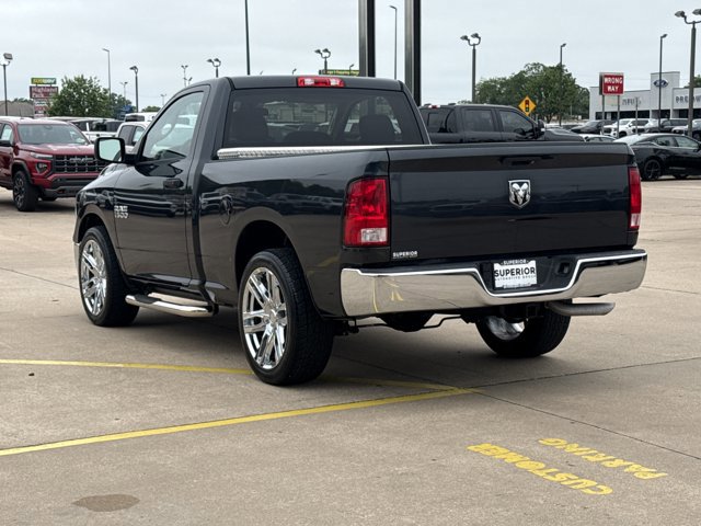 Used 2017 RAM 1500 Tradesman w/ Chrome Appearance Group RWD image 8