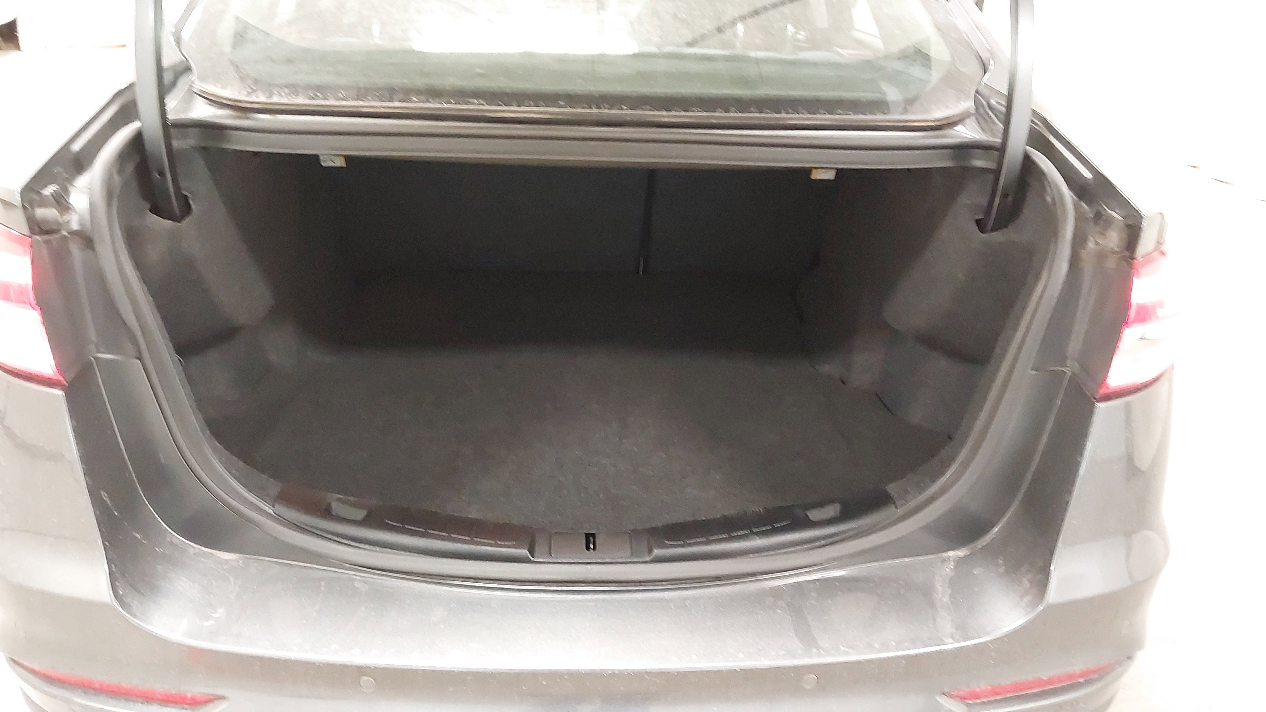 Used 2019 Ford Fusion SE image 27