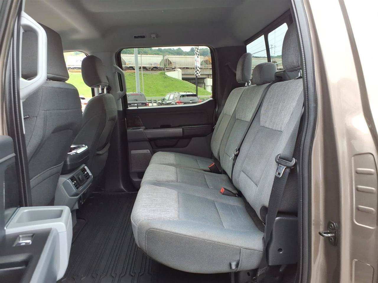 Used 2022 Ford F150 XLT w/ Equipment Group 302A High AWD/4WD image 8