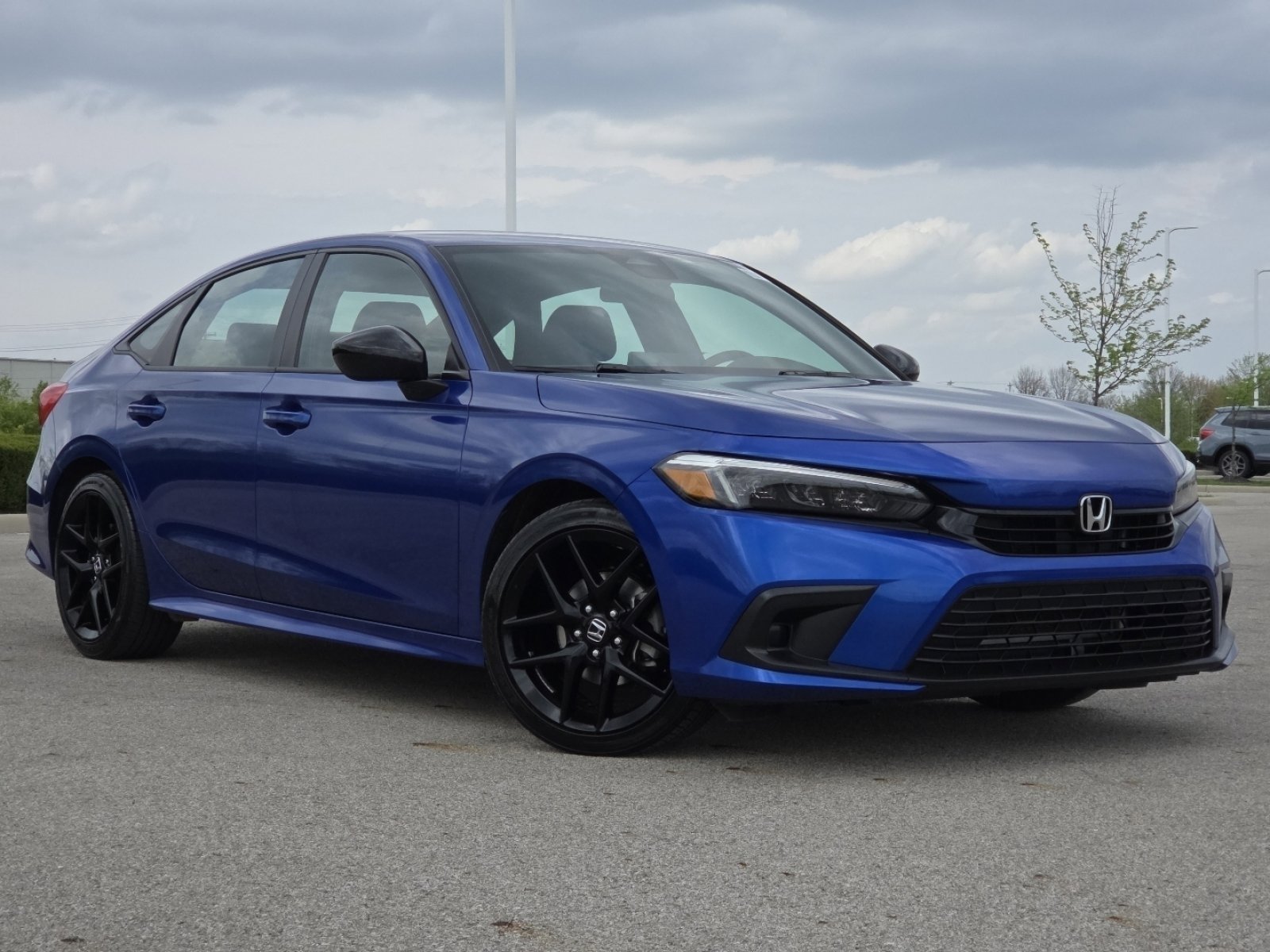 Used 2024 Honda Civic Sport image 2