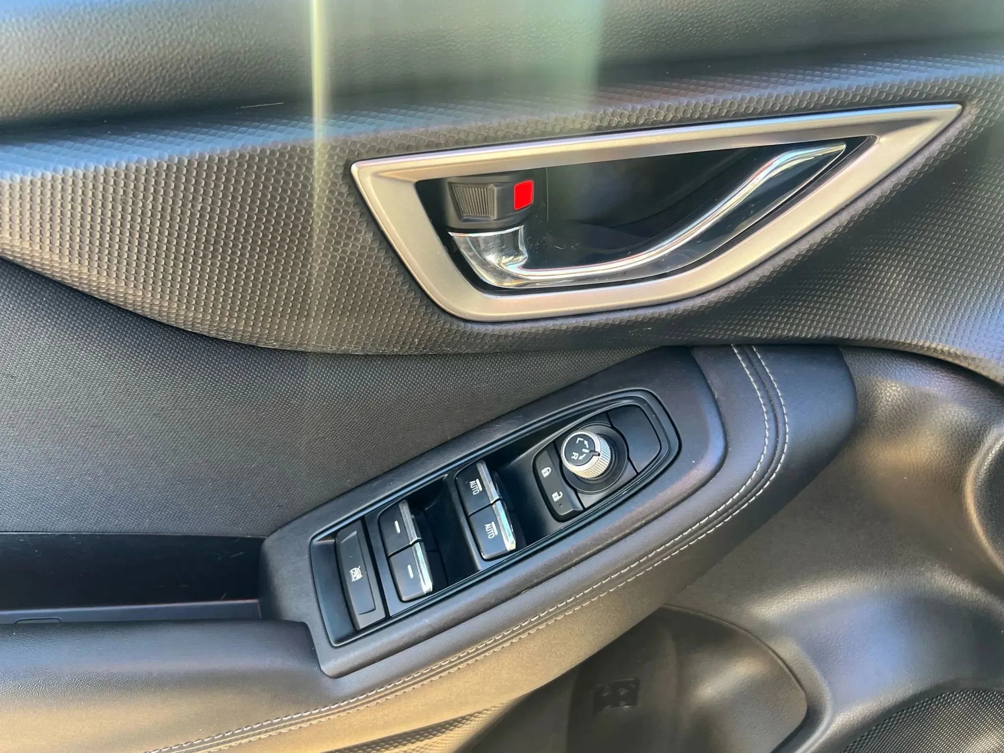 Used 2019 Subaru Forester Premium w/ All-Weather Package image 21