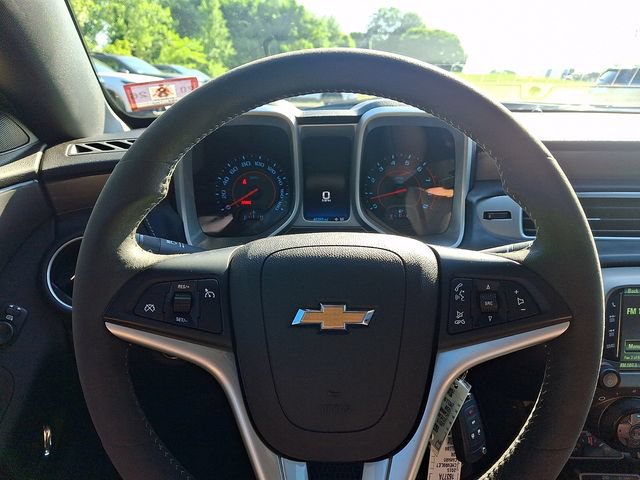 Used 2015 Chevrolet Camaro SS w/ SS Performance Package RWD image 18