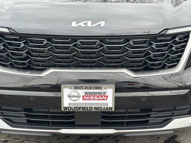 Used 2025 Kia Sorento S image 9