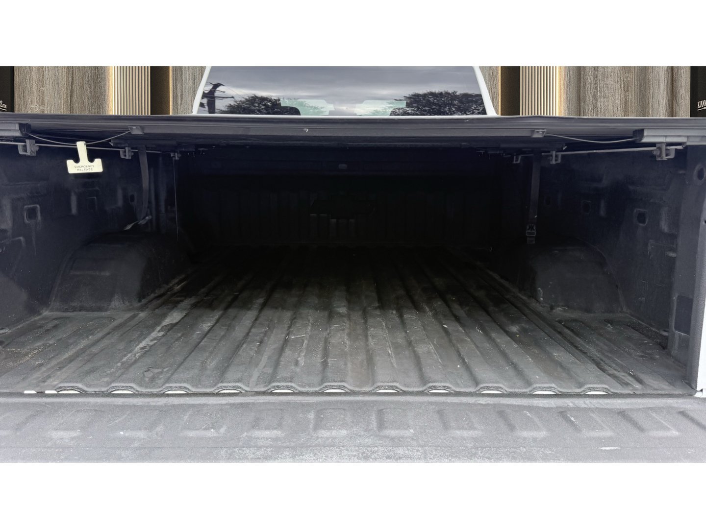 Used 2024 Chevrolet Silverado 2500 LT AWD/4WD image 17