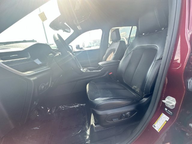 Certified 2024 Jeep Grand Cherokee Altitude AWD/4WD image 14
