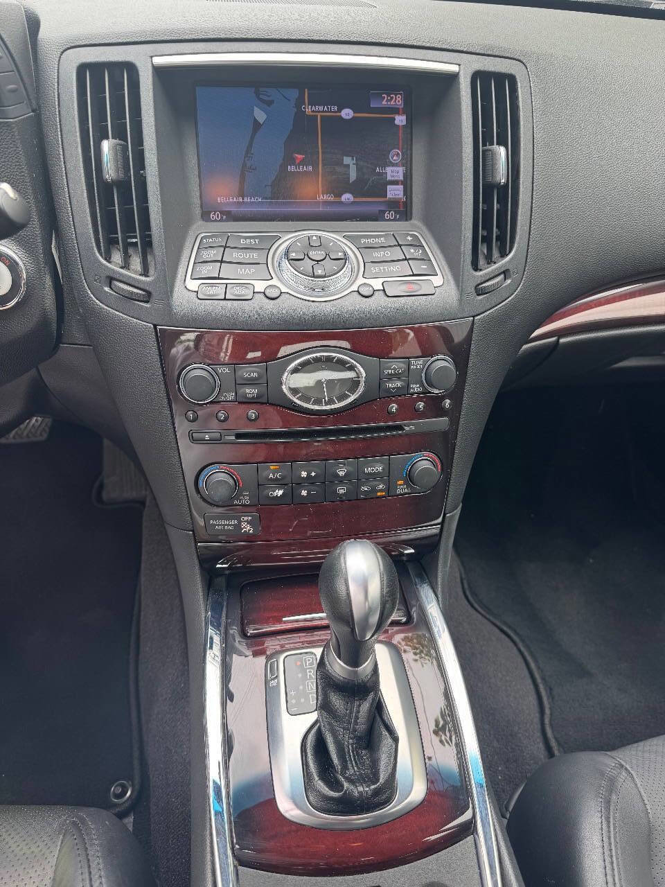 Used 2013 INFINITI G37 x Sedan w/ Premium Pkg image 8