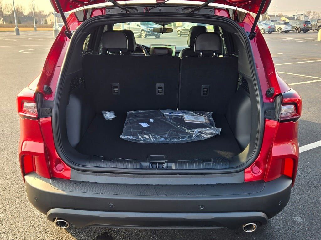 New 2026 Ford Escape ST-Line w/ Tech Pack #1 image 12