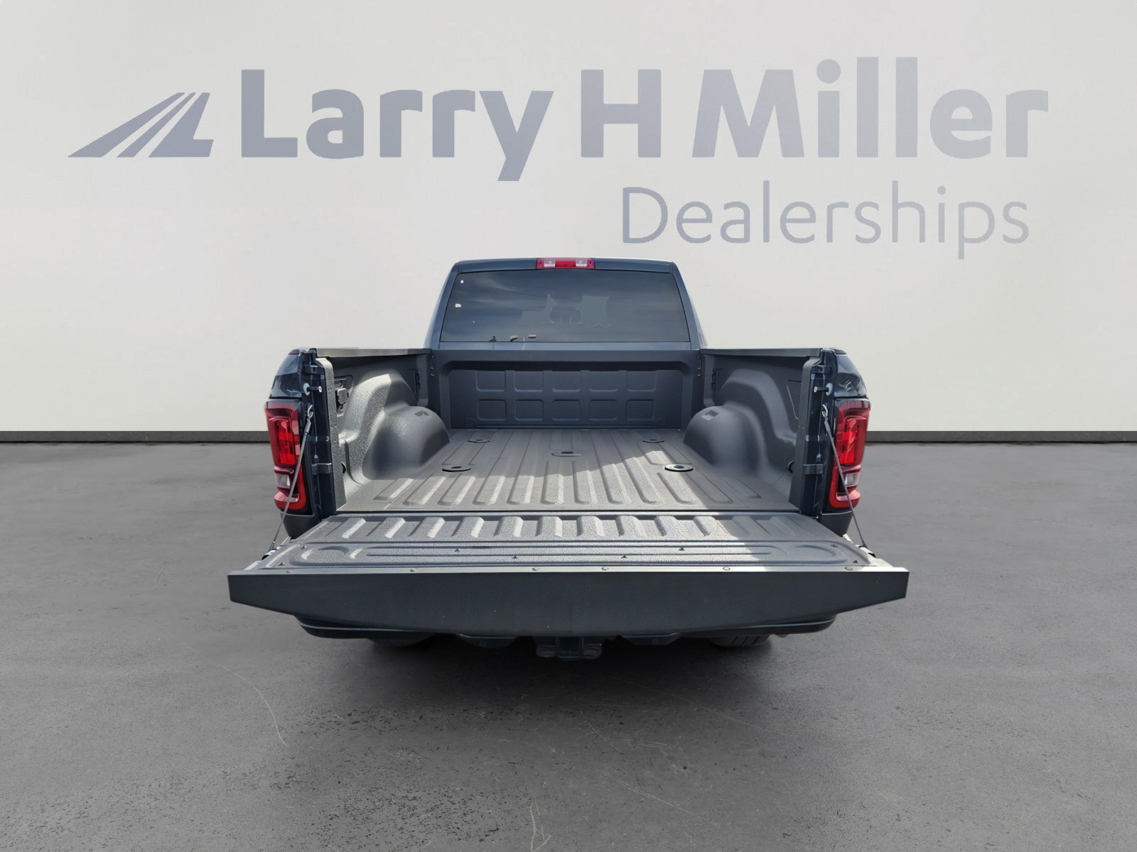 New 2026 RAM 2500 Big Horn AWD/4WD image 38