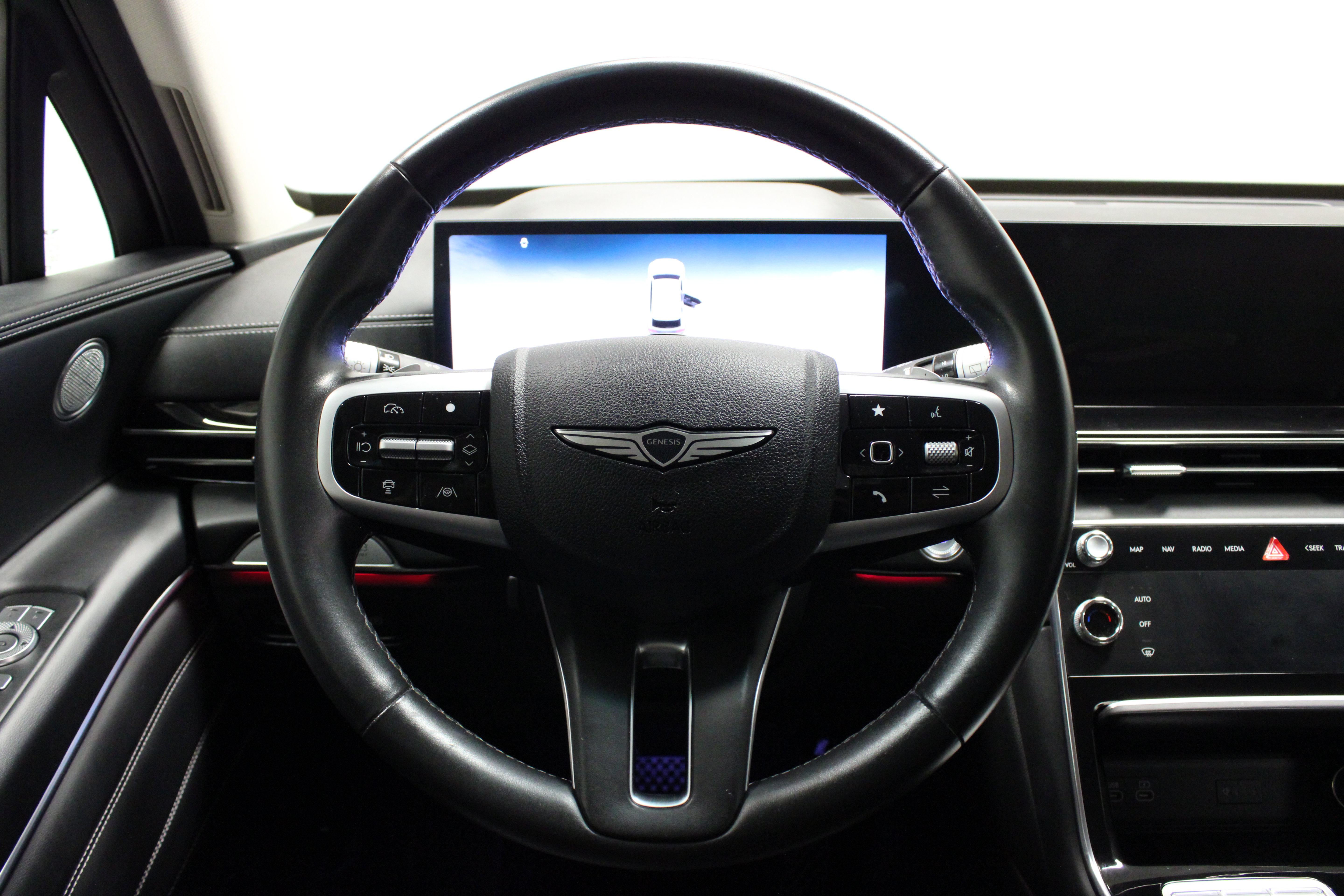 Used 2025 Genesis GV80 2.5T Standard AWD/4WD image 21