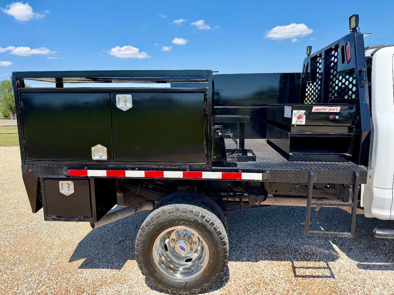 Used 2022 Ford F350 XL w/ Power Equipment Group AWD/4WD image 10