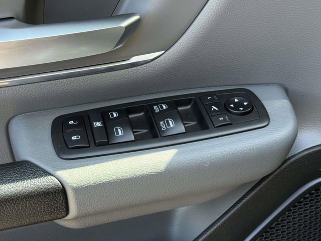 Used 2019 RAM 1500 Big Horn AWD/4WD image 9