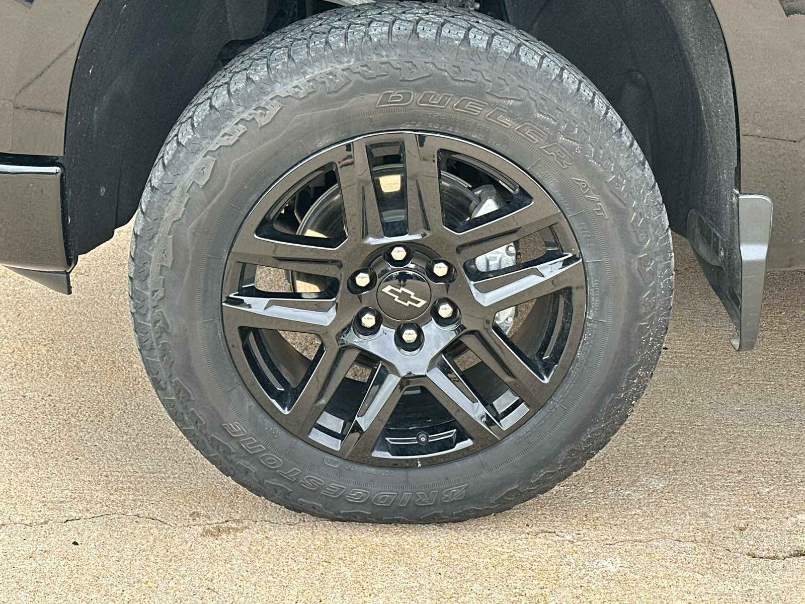 Used 2025 Chevrolet Silverado 1500 LT Trail Boss w/ Protection Package AWD/4WD image 8