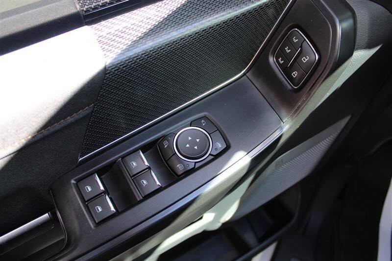 Used 2022 Ford F150 Raptor w/ Equipment Group 801A High AWD/4WD image 13