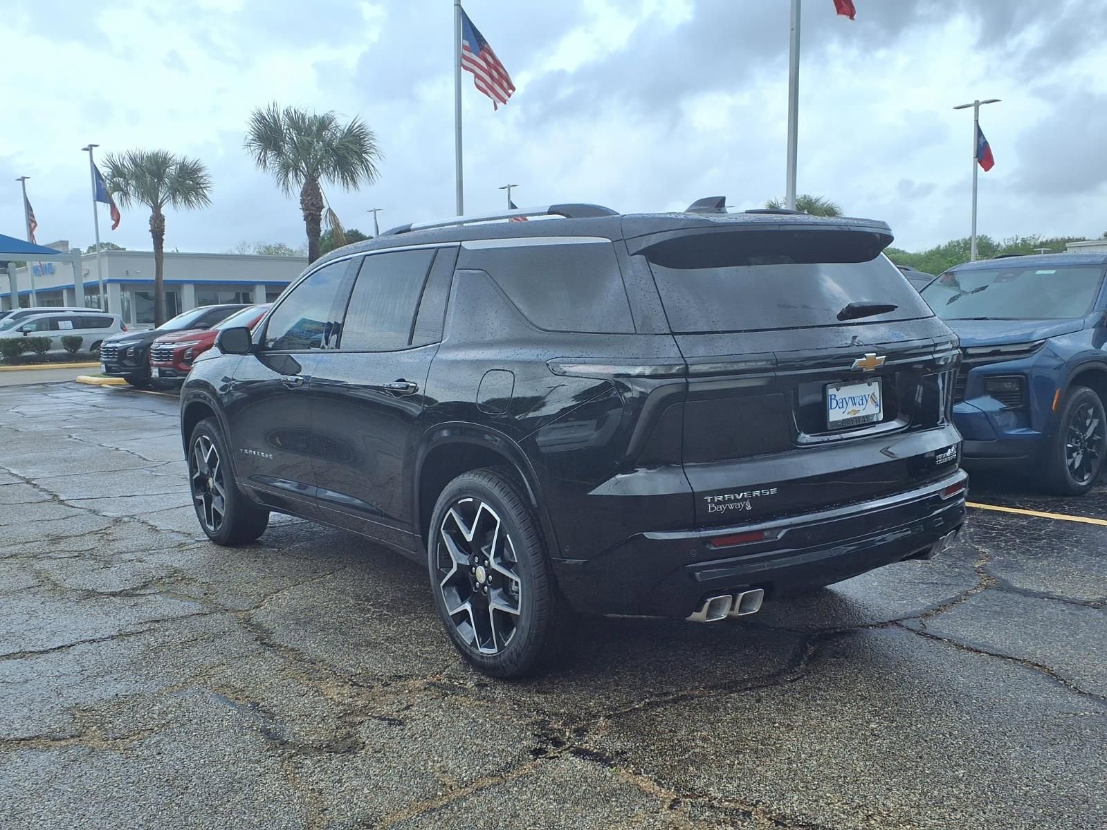 New 2026 Chevrolet Traverse High Country w/ LPO, Floor Liner Package FWD image 3