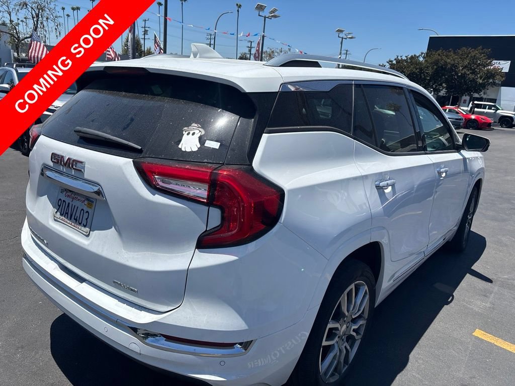 Used 2022 GMC Terrain Denali AWD/4WD image 4