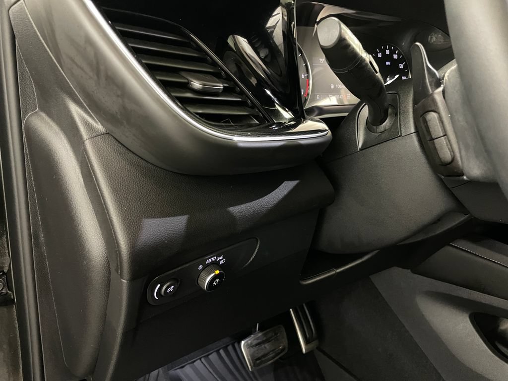 Certified 2023 Buick Envision Preferred w/ Sport Touring Package AWD/4WD image 23