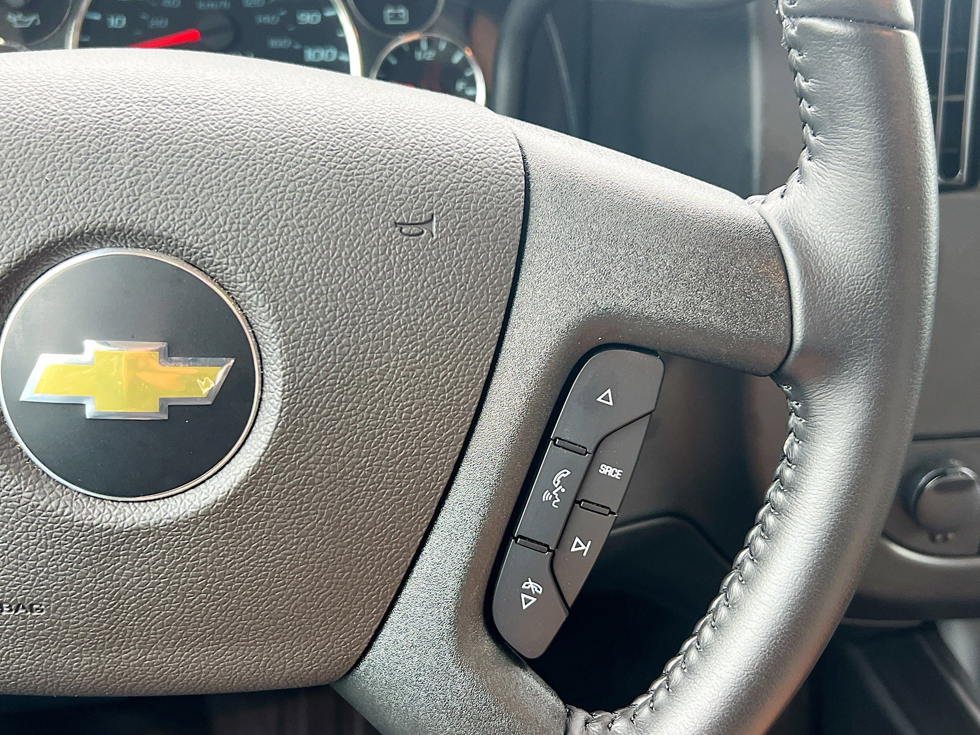 Used 2022 Chevrolet Express 3500 w/ Power Convenience Package image 18