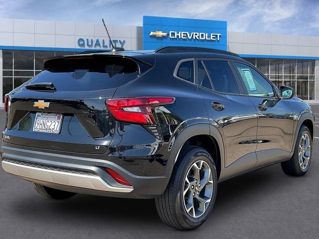 Certified 2024 Chevrolet Trax LT w/ Driver Confidence Package FWD image 7