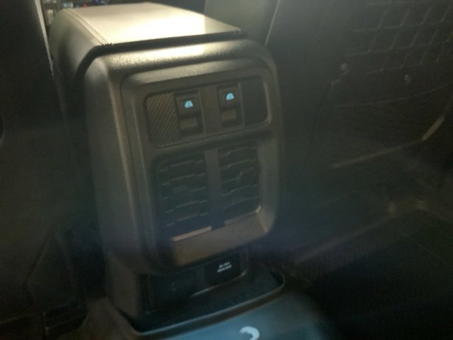 New 2025 Ford Bronco Badlands w/ Sasquatch Package image 32