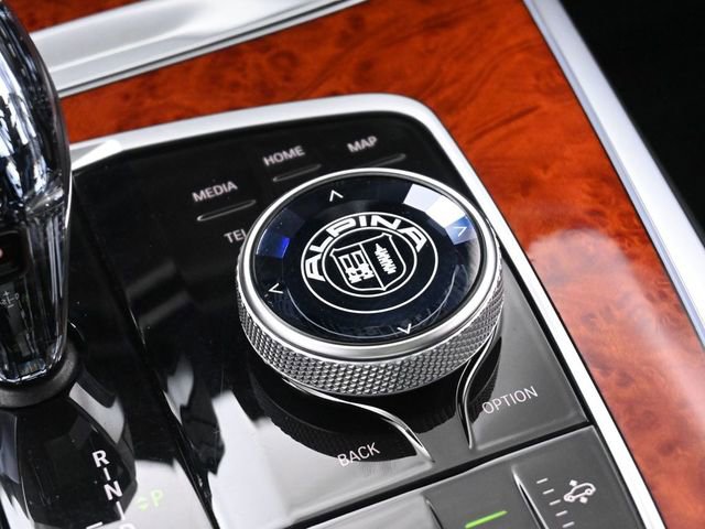 Used 2024 BMW ALPINA XB7 image 60