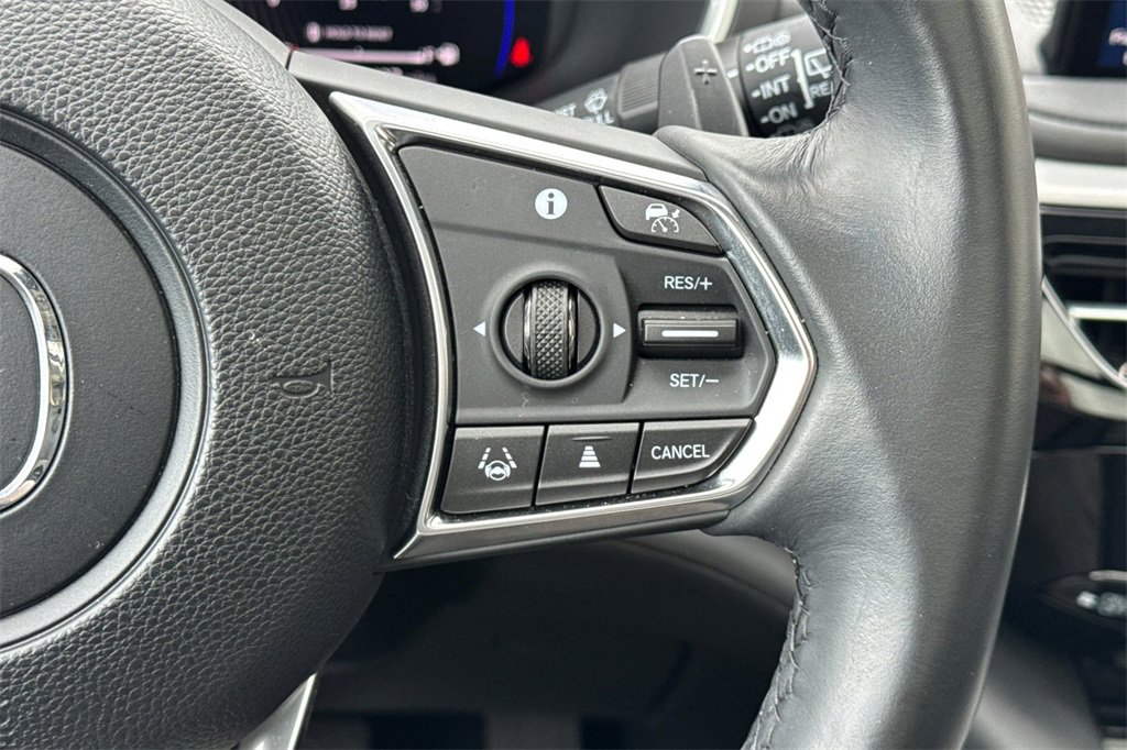 Certified 2025 Acura MDX w/ Technology Package image 32