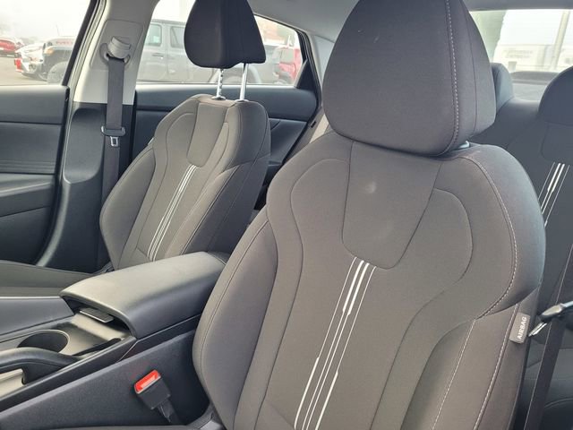 Used 2024 Hyundai Elantra SEL image 12