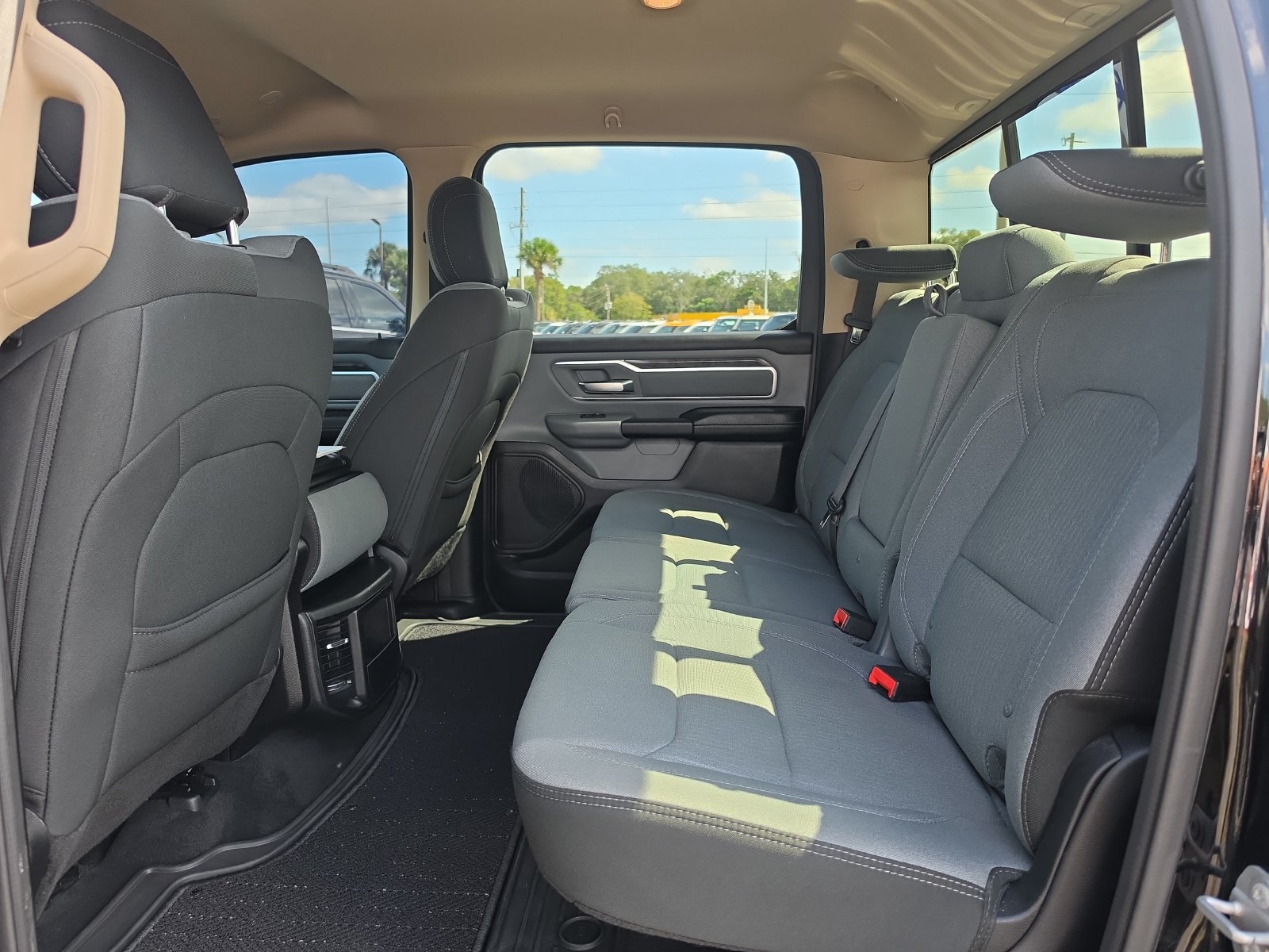 Used 2019 RAM 1500 Big Horn RWD image 14