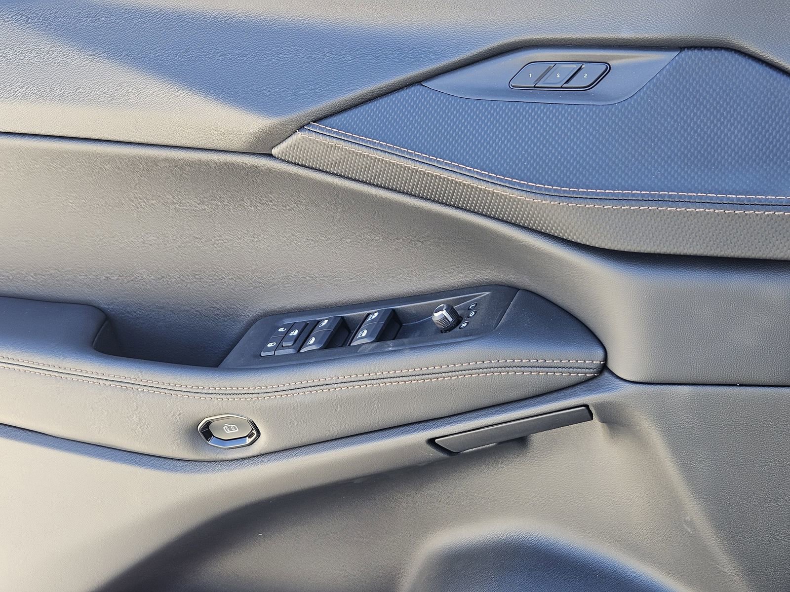 New 2026 Jeep Cherokee Overland image 23