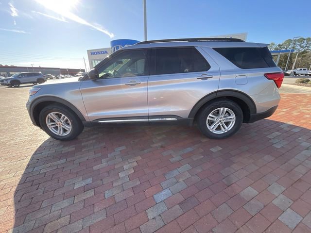 Used 2021 Ford Explorer XLT w/ Equipment Group 202A image 28