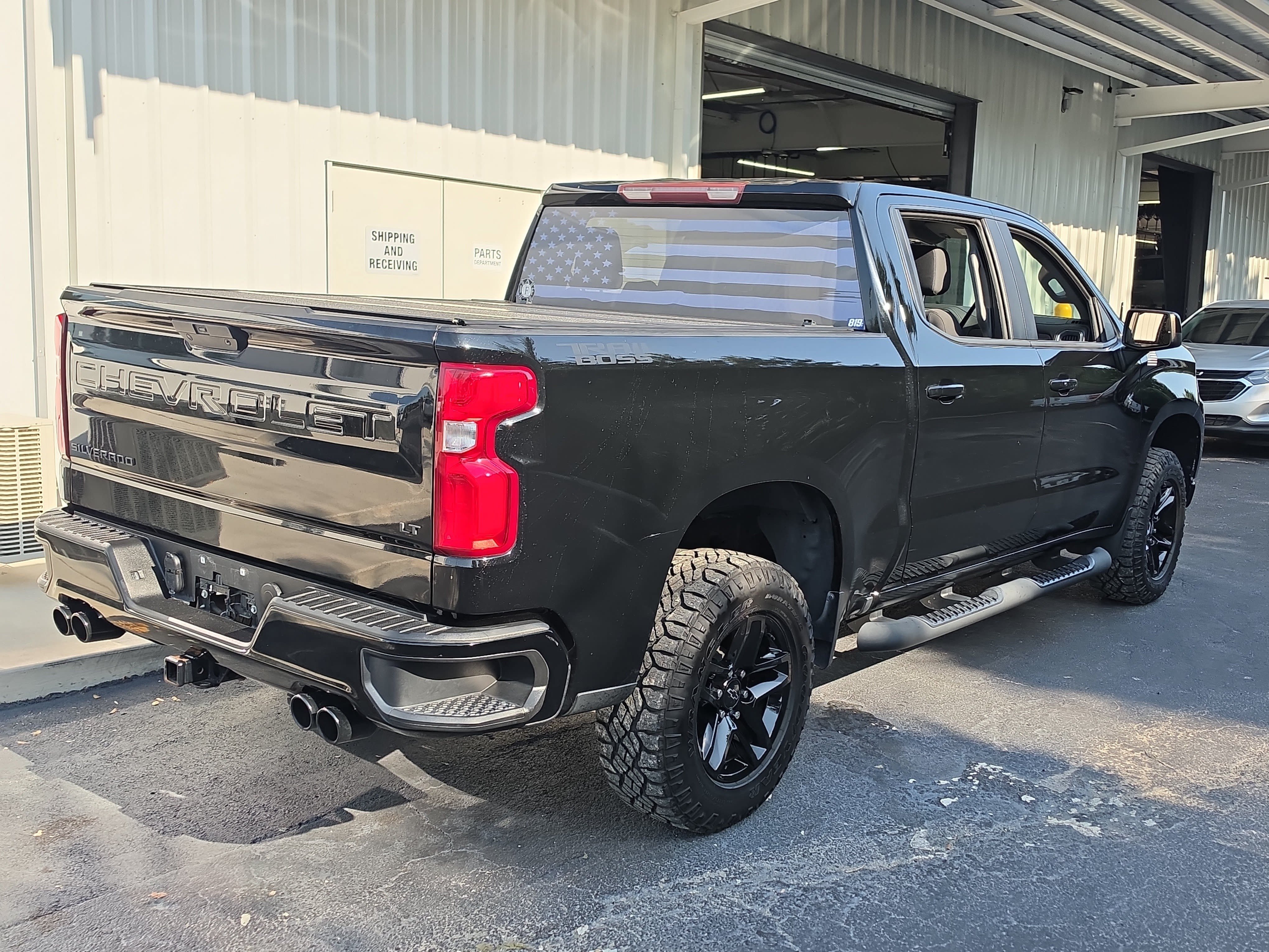 Used 2021 Chevrolet Silverado 1500 LT Trail Boss w/ LPO, Dark Essentials Package AWD/4WD image 6
