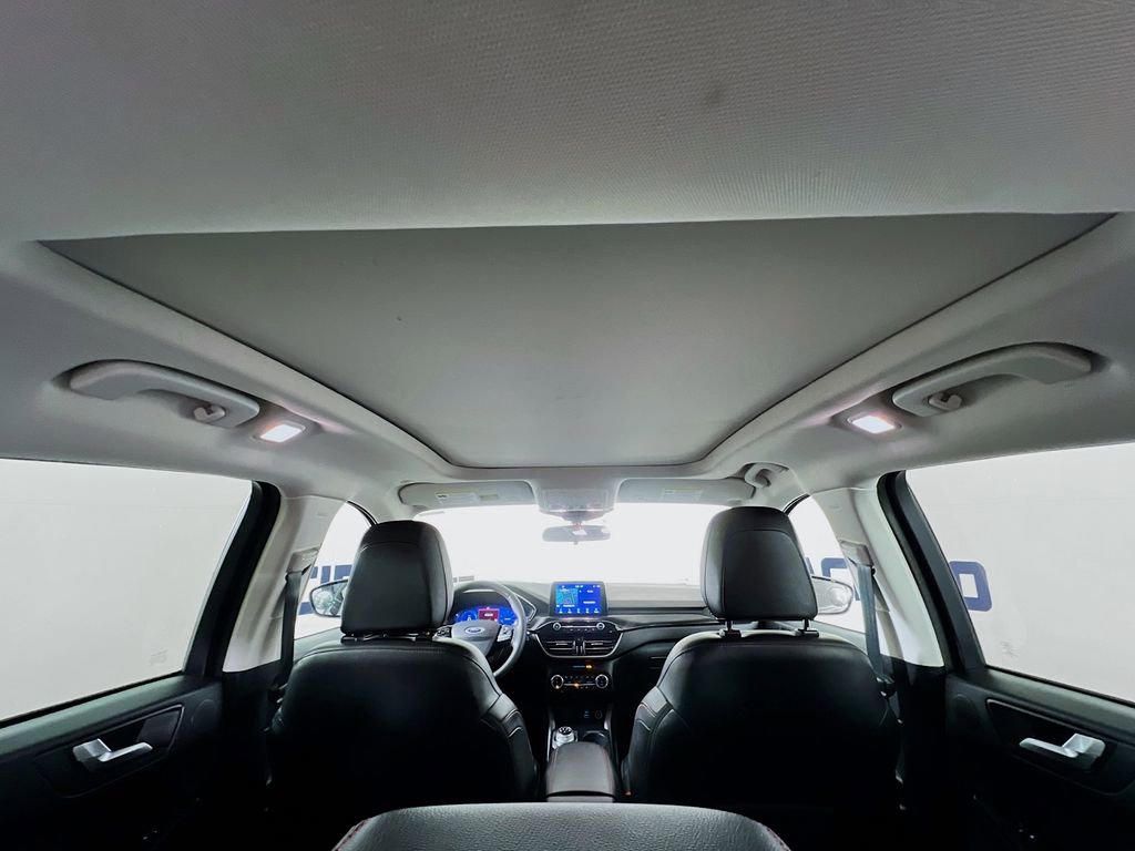 Used 2022 Ford Escape SEL w/ SEL Stealth AWD Package image 39