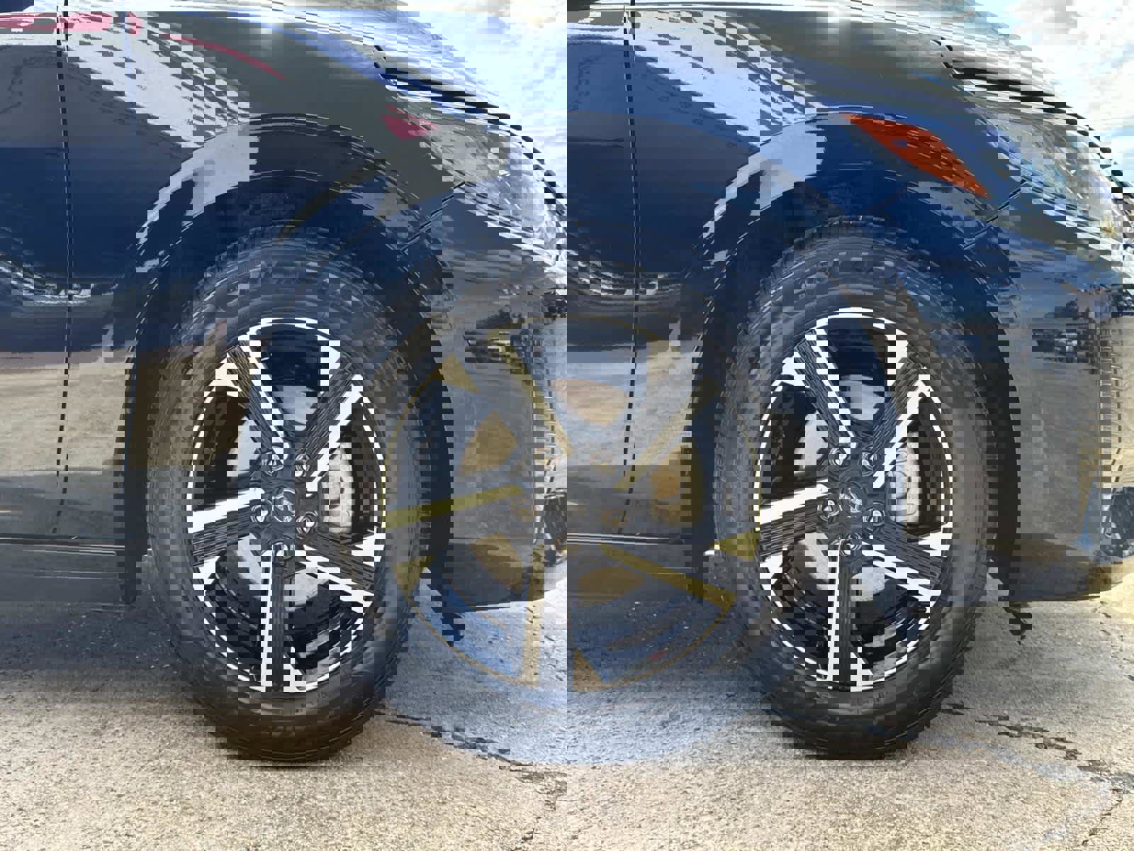 Used 2024 Nissan Sentra SV image 16