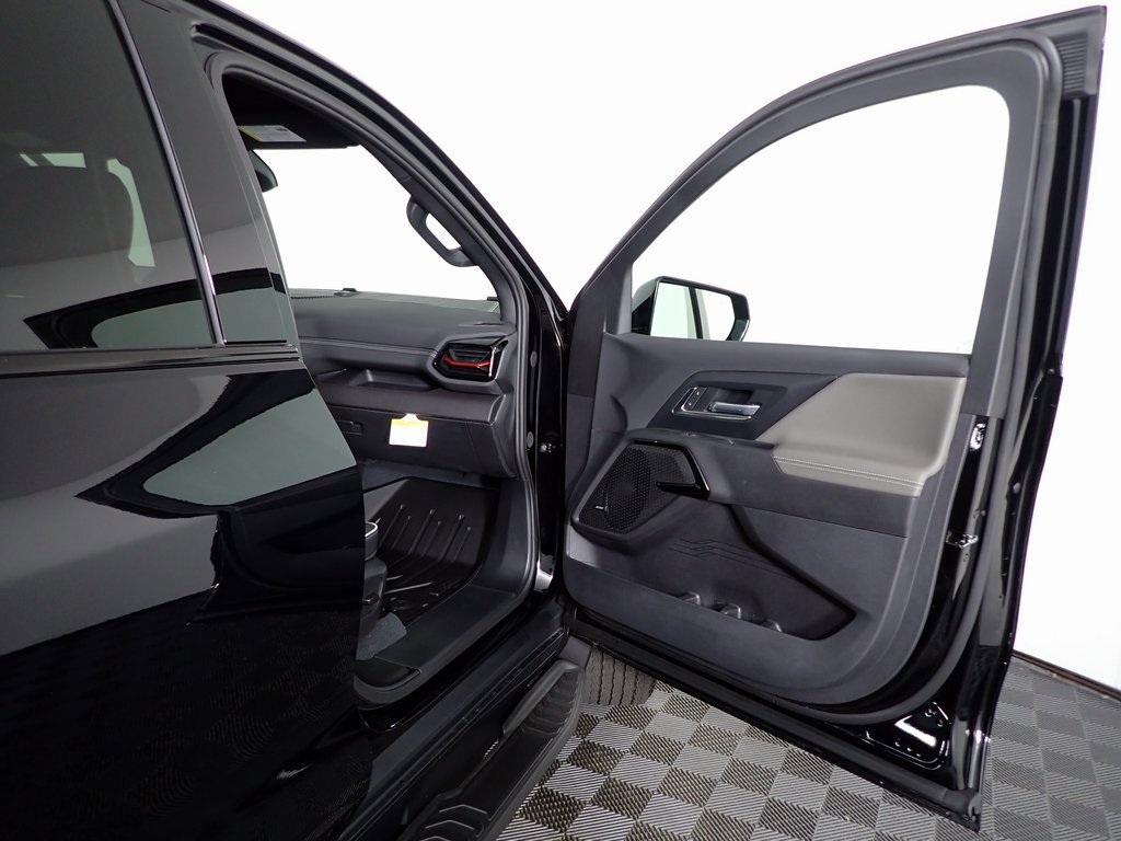 New 2026 Chevrolet Silverado EV Trail Boss w/ Plus Package image 33