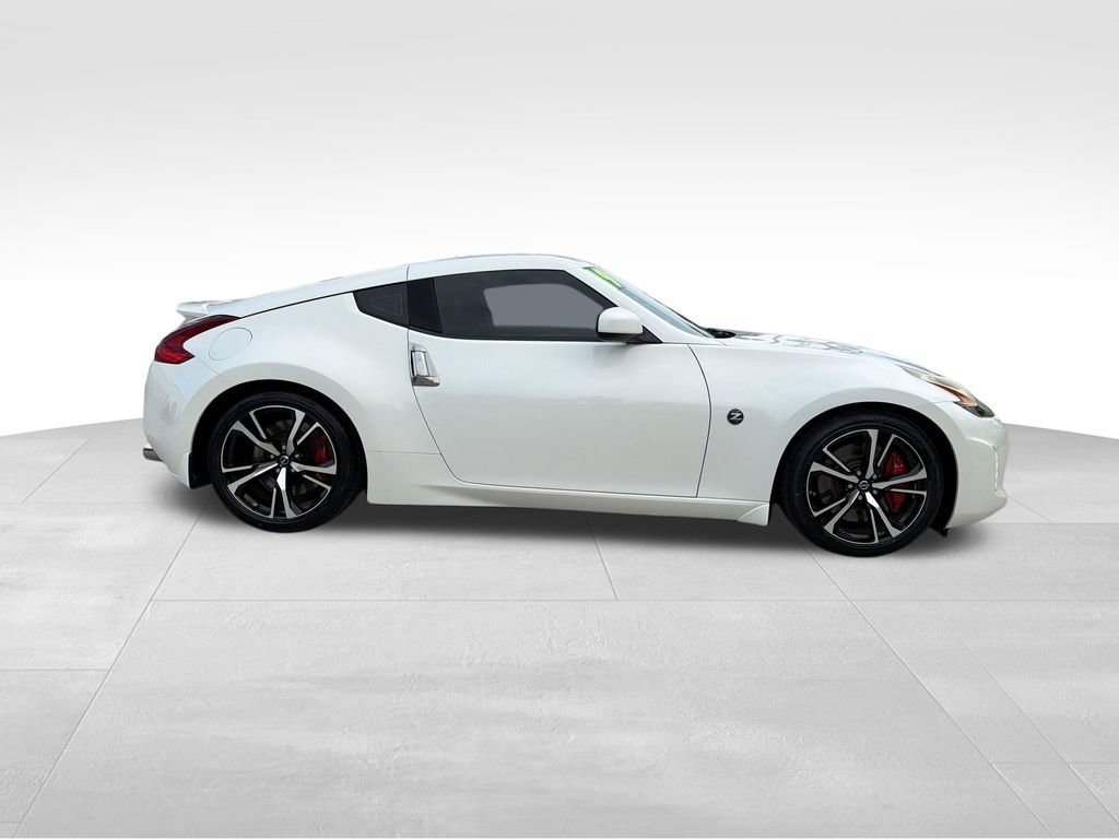 Used 2019 Nissan 370Z Touring Sport RWD image 9