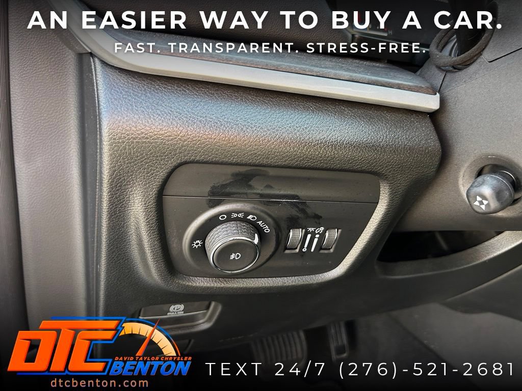 Used 2025 Jeep Grand Cherokee L Limited w/ Luxury Tech Group II AWD/4WD image 13