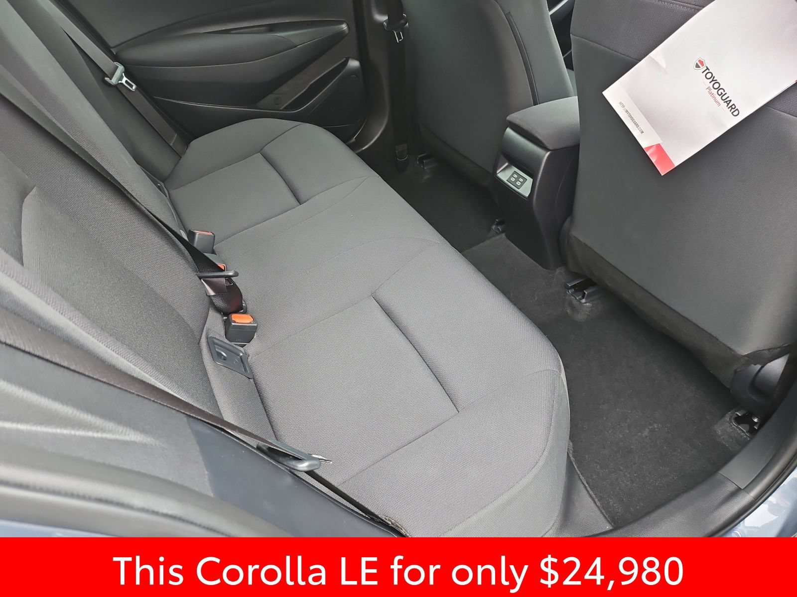 Used 2026 Toyota Corolla LE FWD image 32