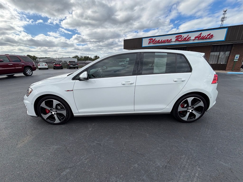 Used 2016 Volkswagen GTI Autobahn w/ Driver Assistance Package FWD image 2