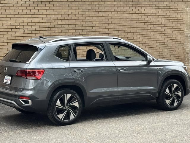 Used 2023 Volkswagen Taos SE AWD/4WD image 19